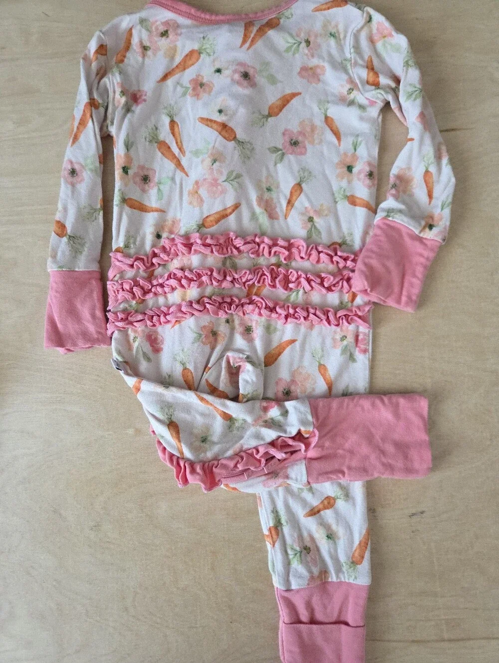 Laree And Co Pink Carrot Ruffle Bamboo Convertible Sleeper